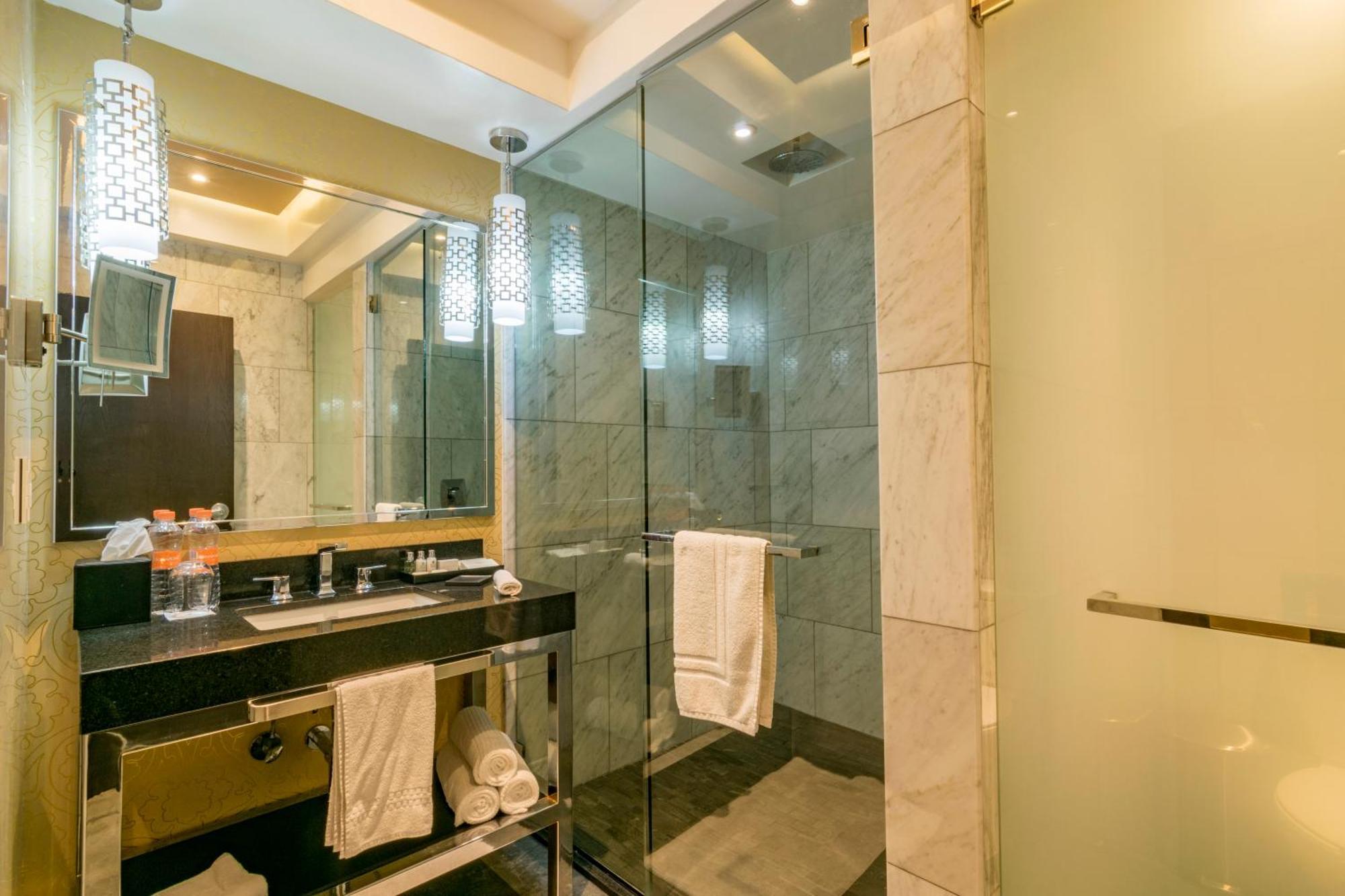 K Tower Boutique Hotel By Lucerna Tijuana Eksteriør billede