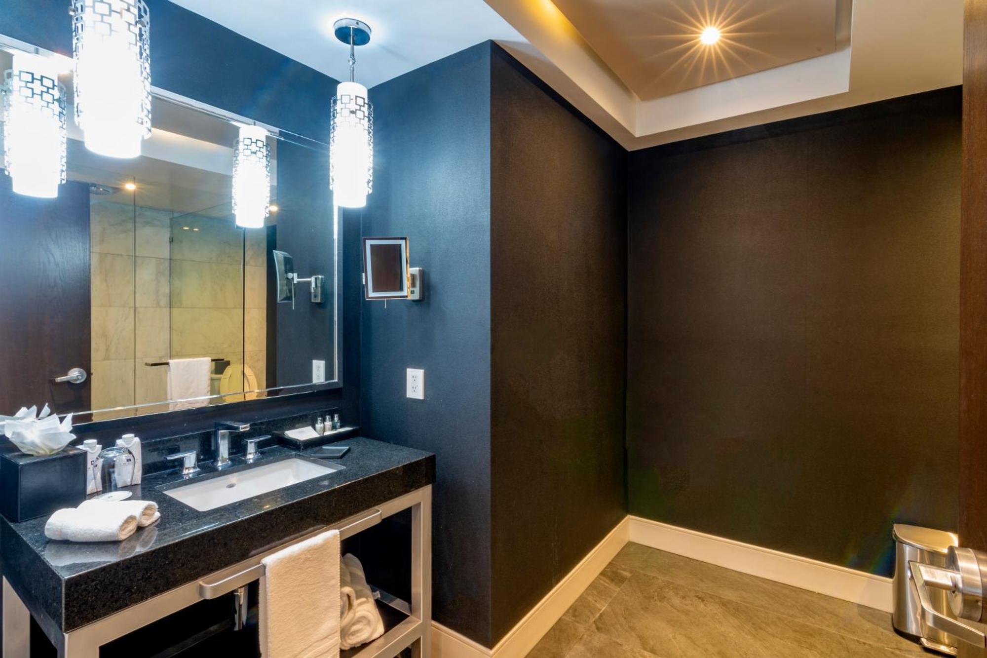 K Tower Boutique Hotel By Lucerna Tijuana Eksteriør billede