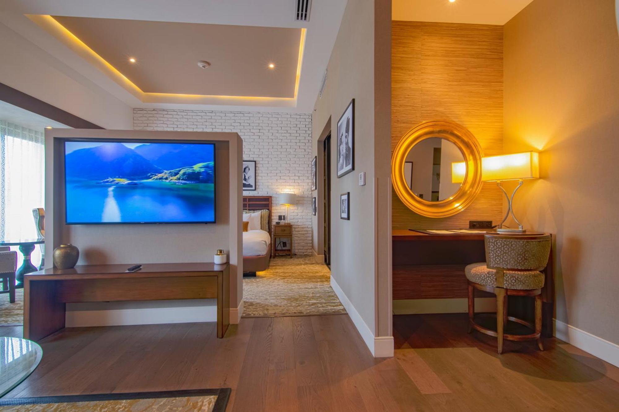 K Tower Boutique Hotel By Lucerna Tijuana Eksteriør billede