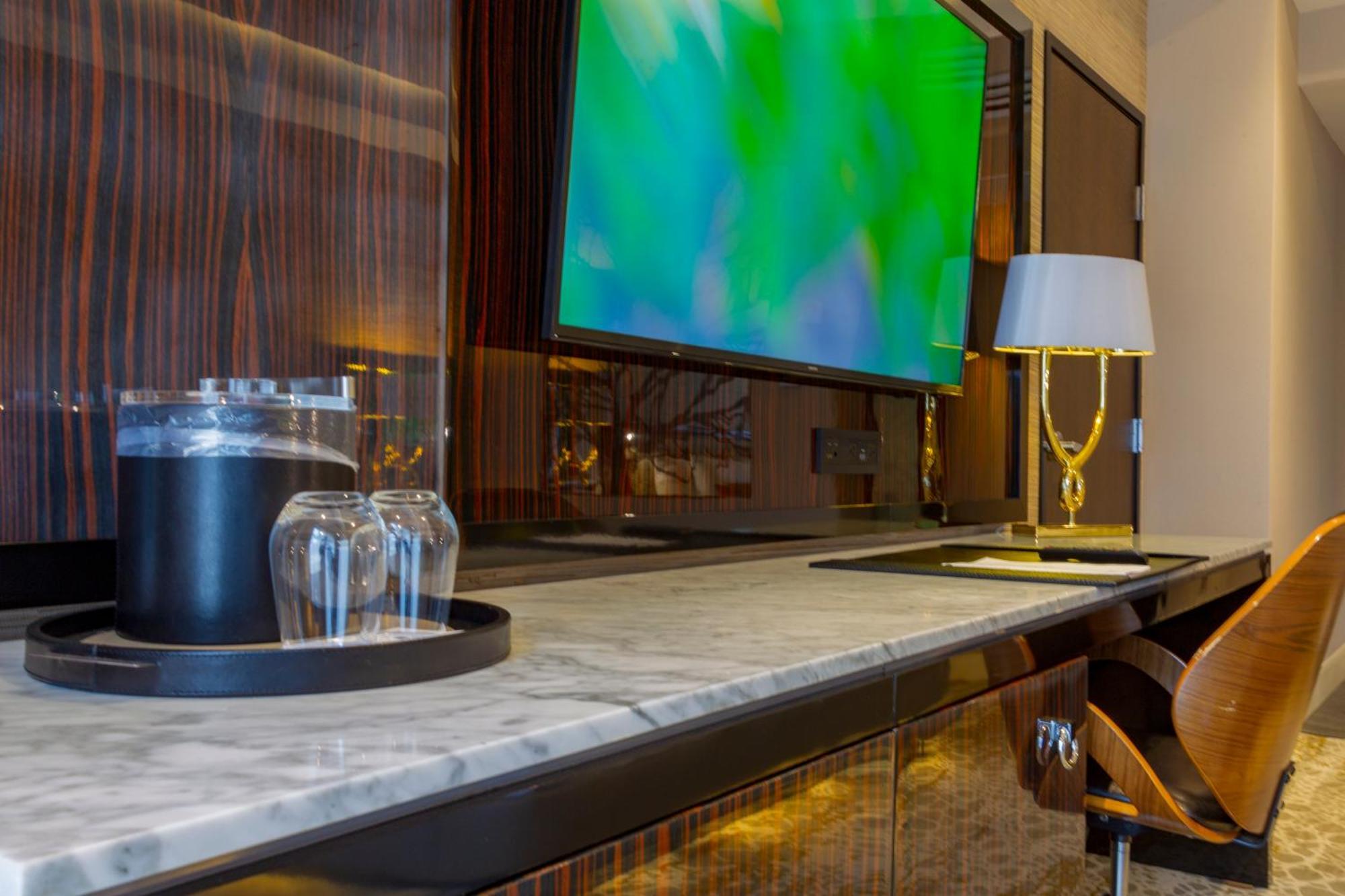 K Tower Boutique Hotel By Lucerna Tijuana Eksteriør billede